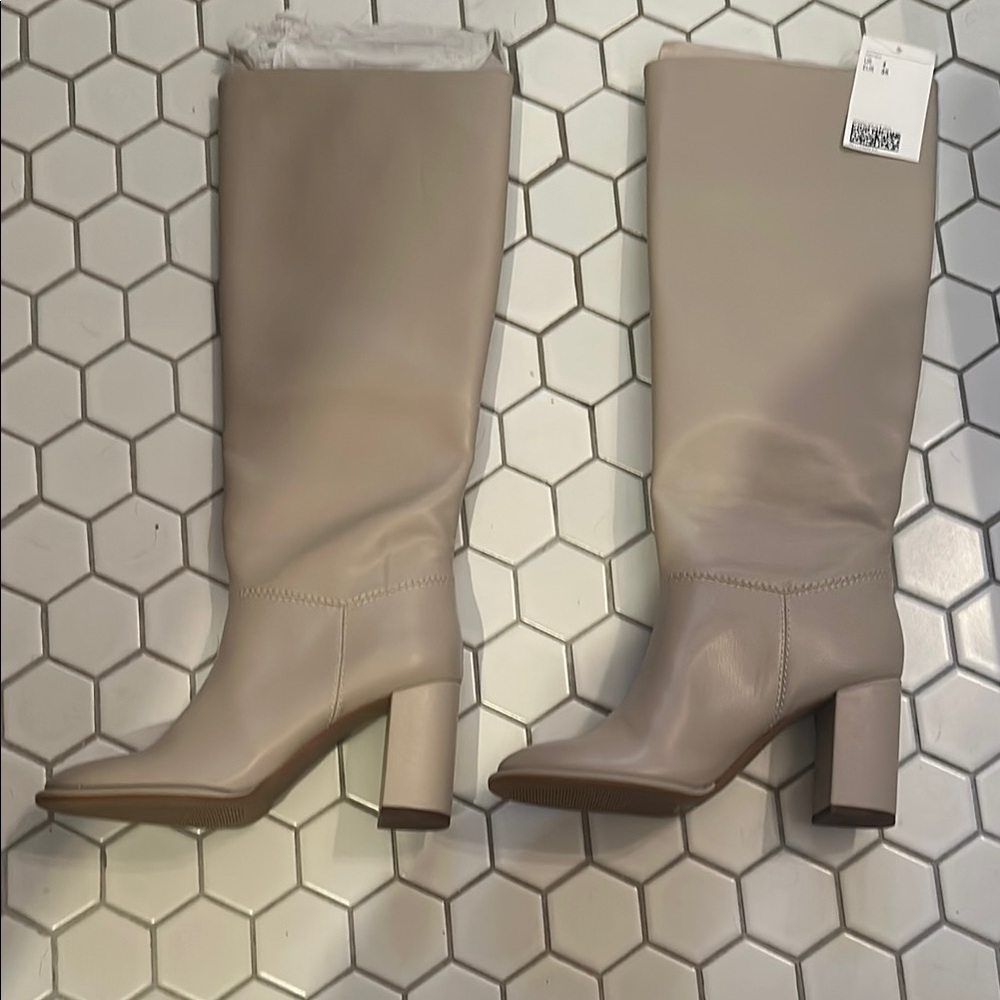 H&M Cream Heeled Boots with Chunky Block Heel Size 4